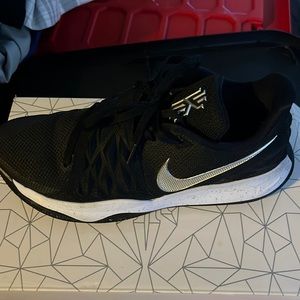 Kyrie low